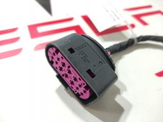 разъем (фишка) проводки Tesla Model S 1 поколение 2015, 1031237-81-E