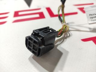 разъем (фишка) проводки Tesla Model S 1 поколение 2015, 1031237-81-E