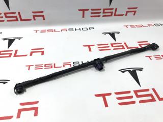 Патрубок охлаждения основной батареи Tesla Model 3 1 поколение 2021, 1091587-00-D