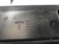 Кронштейн (крепление) коврового покрытия багажника Tesla Model S 1 поколение 2015, 1009173-00-E - фото №5