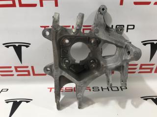 кулак задний левый Tesla Model S 1 поколение 2015, 6007023-00-B