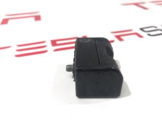 отбойник крышки багажника Tesla Model S 1 поколение 2015, 1008866-00-B