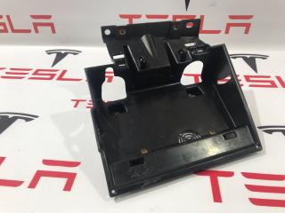 Кронштейн опорный основного монитора Tesla Model S 1 поколение 2015, 1002322-00-C