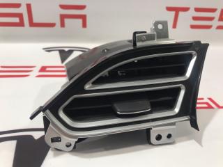 Воздуховод центральной панели (водительский) Tesla Model S 1 поколение 2013, 1061731-00-B, 1007834-00-C, 1096877-00-B