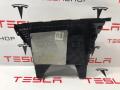 бардачок Tesla Model S 1 поколение 2013, 1035104-00-B, 1009475-00-C, 1002299-00-B, 1003327-08-L - фото №5