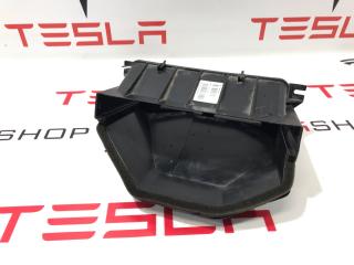 корпус салонного фильтра Tesla Model S 1 поколение 2013, 1006384-00-C, 1013535-00-B