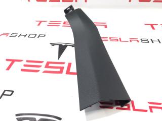 накладка двери (крышки) багажника Tesla Model S 1 поколение 2013, 1009234-00-I, 1009252-00-G