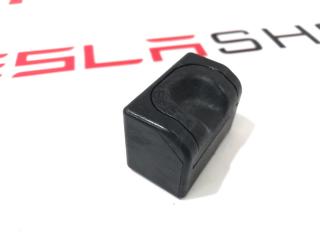 отбойник крышки багажника Tesla Model S 1 поколение 2013, 1008866-00-B