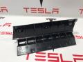 Кронштейн (крепление) коврового покрытия багажника Tesla Model S 1 поколение 2013, 1009174-00-E - фото №4
