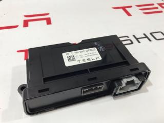 Блок контроля стояночного тормоза Tesla Model S 1 поколение 2013, 1007618-00-D