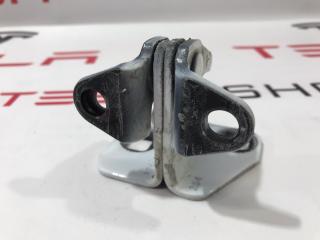 петля двери Tesla Model S 1 поколение 2013, 6009552-00-E