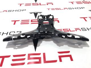 Накладка декоративная подиума сиденья 2-го ряда Tesla Model X 1 поколение 2016, 1068123-00-B, AG151474