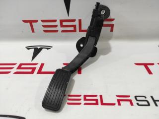 педаль Tesla Model S 1 поколение 2013, 1005307-00-A, 9F836-AA