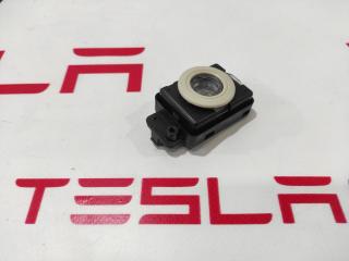 Фонарь подсветки салона Tesla Model S 1 поколение 2013, 1002543-00-C