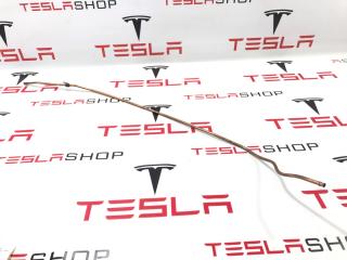 Трубка медная тросика привода люка Tesla Model S 1 поколение 2013, 6008690-00-E