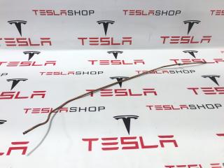 Трубка медная тросика привода люка Tesla Model S 1 поколение 2013, 6008691-00-E