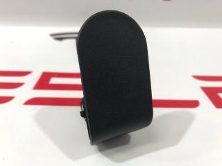 Заглушка (фиксатор) крепления подкапотного бокса Tesla Model 3 1 поколение 2021, 1081674-99-I, 1116003-00-C, 1116004-00-C