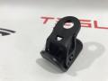 Заглушка (фиксатор) крепления подкапотного бокса Tesla Model 3 1 поколение 2021, 1081674-99-I, 1116003-00-C, 1116004-00-C - фото №5