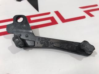 Кронштейн направляющая люка Tesla Model S 1 поколение 2013, 6008664-00-E