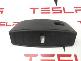 Панель замка подкапотного бокса Tesla Model 3 1 поколение 2020, 1095859-00-A, 1095858-00-D
