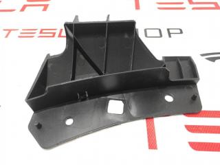 крепление бампера Tesla Model 3 1 поколение 2020, 1084170-00-B