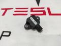 Датчик удара (давления воздуха) Tesla Model S 1 поколение 2015, 1005275-00-A - фото №3