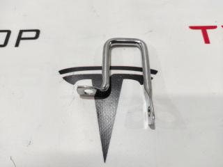 Петля фиксации сидений Tesla Model S 1 поколение 2015, 1005974-00-B
