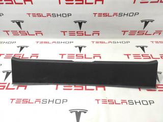Отделка багажника пластик (под замок) Tesla Model S 1 поколение 2015, 1010824-00-C