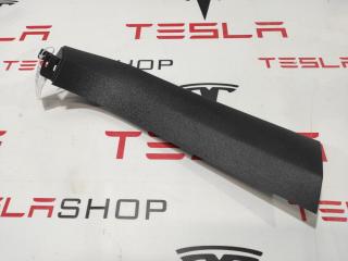 накладка двери (крышки) багажника Tesla Model S 1 поколение 2015, 1009234-00-I, 1009252-00-G
