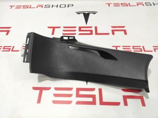 Накладка ремня безопасности стойки С Tesla Model S 1 поколение 2015, 1024730-00-C