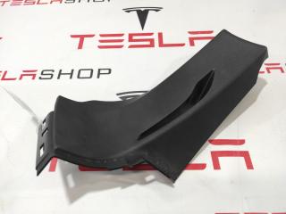 Накладка ремня безопасности стойки С Tesla Model S 1 поколение 2015, 1024732-00-A