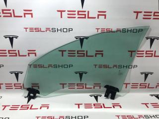 стекло двери передней правой Tesla Model S 1 поколение 2015, 6006647-00-E