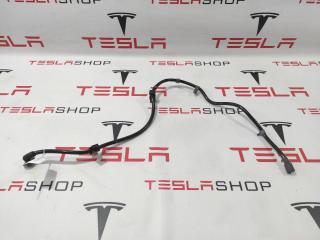 Дренажная трубка панорамной крыши Tesla Model S 1 поколение 2015, 1013245-00-F, 1013244-00-F