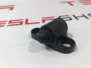 Упор крышки багажника Tesla Model S 1 поколение 2015, 1008864-00-C, 14857