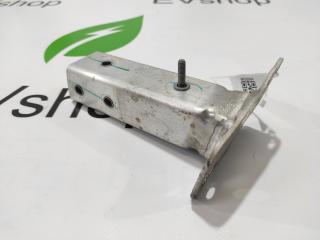 Стакан подрамника переднего Audi e-tron 1 поколение 2019, электро, 4KE.805.162.A