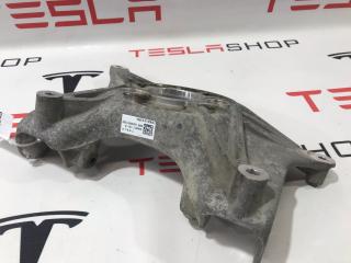 Стакан опорный амортизатора (пружинного) Tesla Model Y 1 поколение 2022, 1044371-00-D, 1044032-00-C