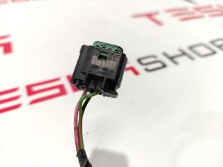 разъем (фишка) проводки Tesla Model S 1 поколение 2013, 1004557-01-J