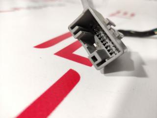 разъем (фишка) проводки Tesla Model S 1 поколение (2012 - 2016), 1004424-00-M