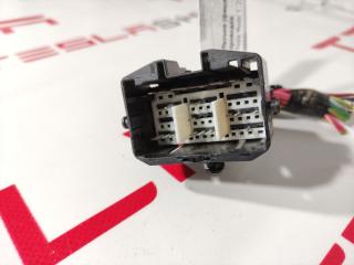 разъем (фишка) проводки Tesla Model S 1 поколение (2012 - 2016), 1031236-81-E