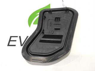 накладка двери внутренняя задняя правая Audi e-tron 1 поколение 2019, электро, 4KE839916