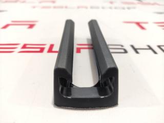 Заглушка салазки сиденья Tesla Model 3 1 поколение 2020, 1097490-00-C, 1551555-00-C