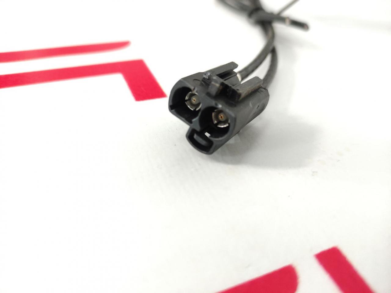 разъем (фишка) проводки Tesla Model S 1 поколение (2012 - 2016), 1004416-93-N - фото №1