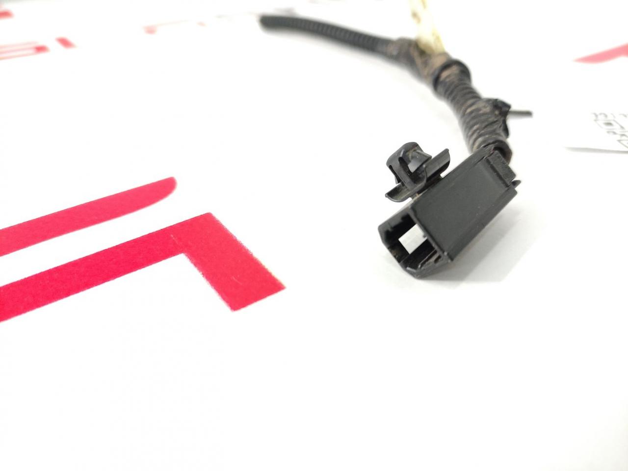 разъем (фишка) проводки Tesla Model S 1 поколение (2012 - 2016), 1004416-93-N - фото №1