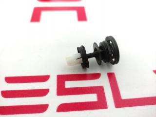 клипса крепления карты двери Tesla Model 3 1 поколение (2017 - 2025), 1079742-00-A, 1090411-01-H, 1105096-00-E, 1090415-01-K