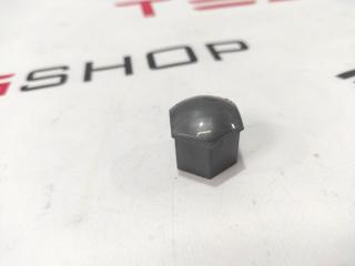 Колпачек колесной гайки Tesla Model S 1 поколение 2013, 1027011-01-A