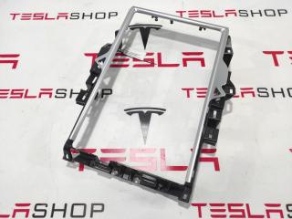 Рамка декоративная компьютера MCU (основного монитора) Tesla Model S 1 поколение [рестайлинг] 2021, 1002294-00-B