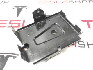 Крепление аккумулятора 12V Tesla Model S 1 поколение 2015, 1007556-00-C