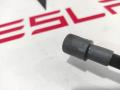 Дренажная трубка панорамной крыши Tesla Model S 1 поколение 2015, 1013245-00-F, 1013244-00-F - фото №3