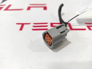 разъем (фишка) проводки Tesla Model S 1 поколение (2012 - 2016), 1031236-81-E