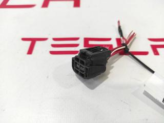 разъем (фишка) проводки Tesla Model S 1 поколение (2012 - 2016), 1031236-81-E